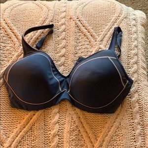 Natori bra. With clasps. Navy. Used🔴